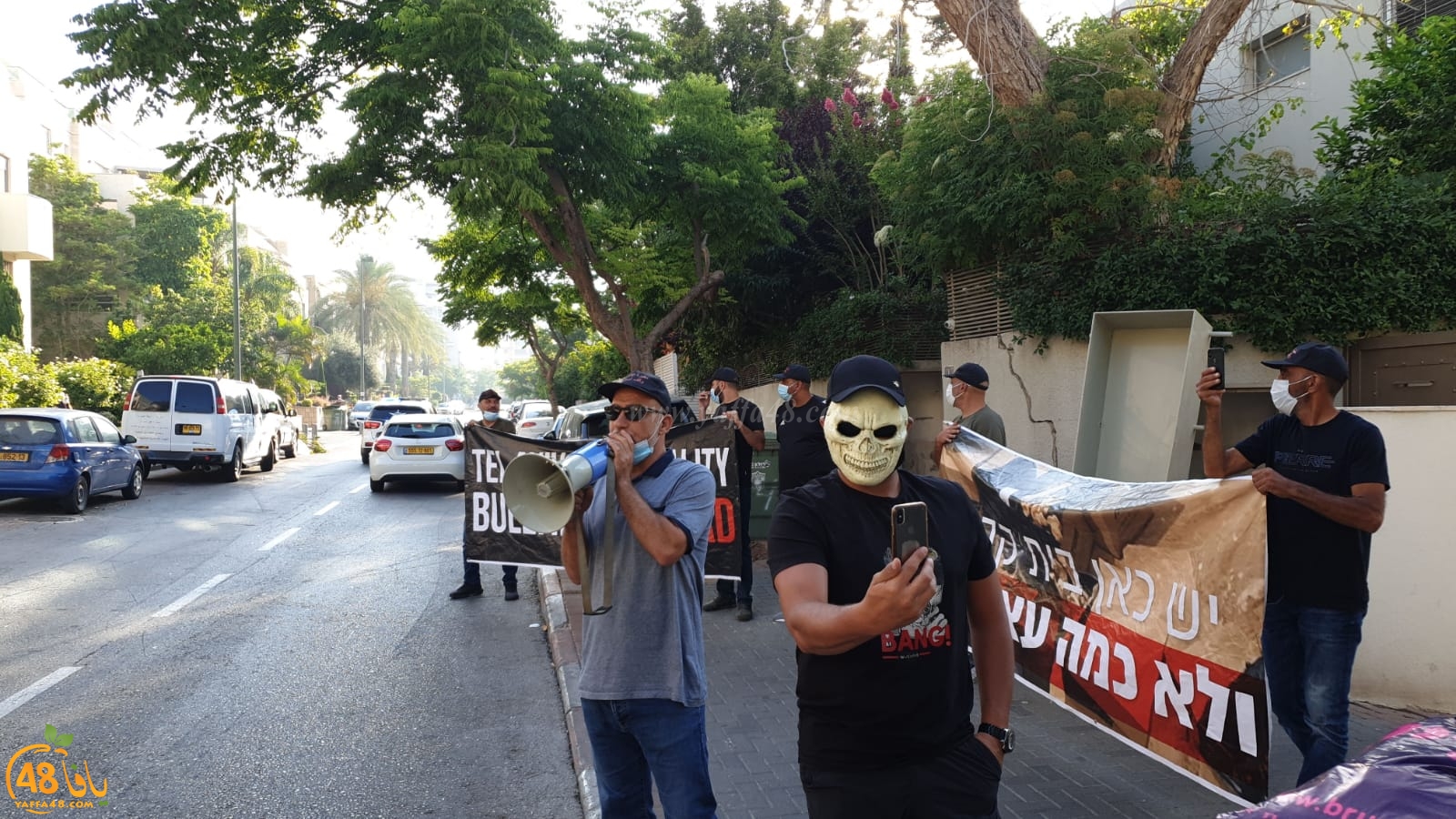 فيديو: وقفة احتجاجية صاخبة أمام منزل رئيس بلدية تل أبيب 